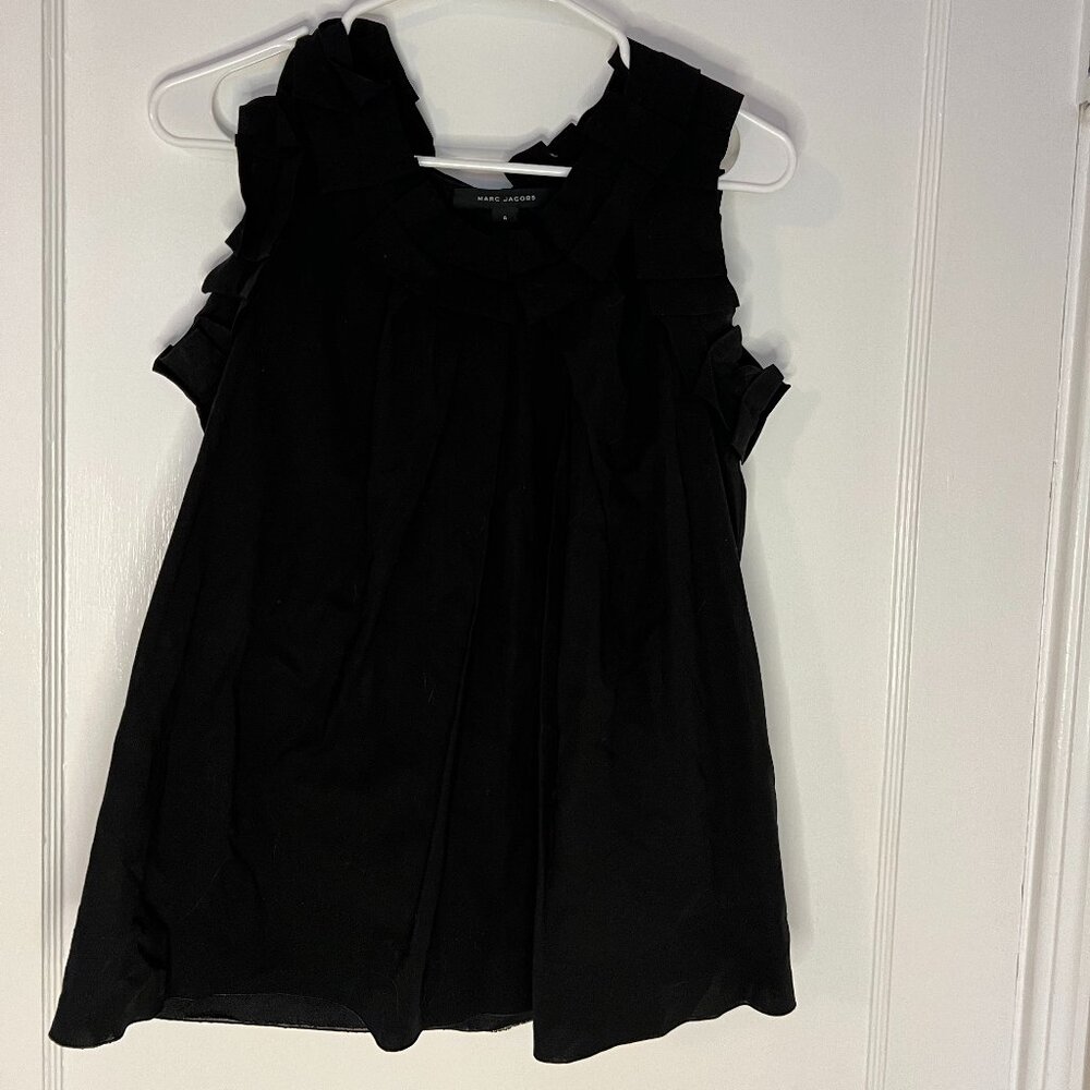 Marc Jacobs Black Ruffle Sleeveless Top Size 4